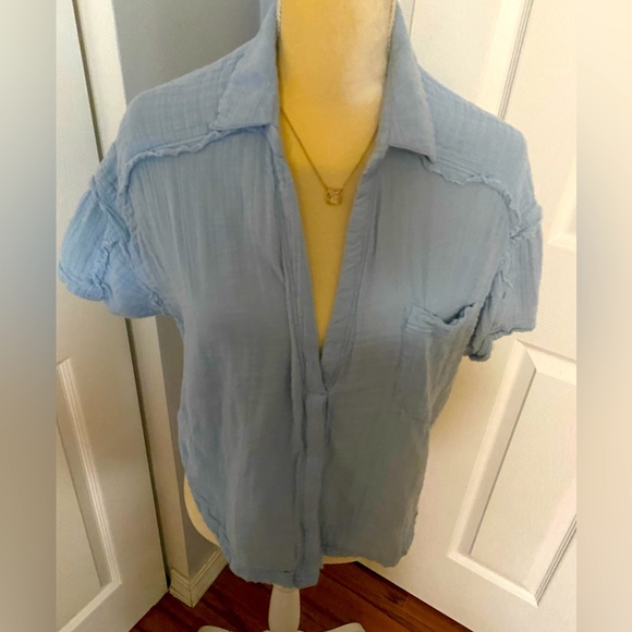 We The Free Tops - We the Free Light Blue Crinkle Crop Camp Shirt